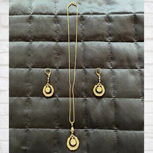 Rhinestone Pendant Necklace & Drop Earring Set Sparkly Jewelry Special Occasion